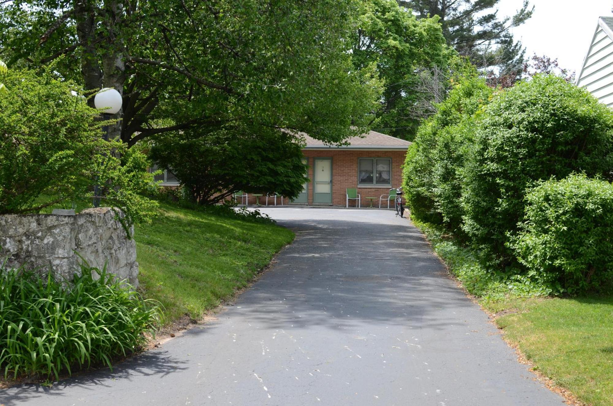 Inn Blue Spruce Ludington