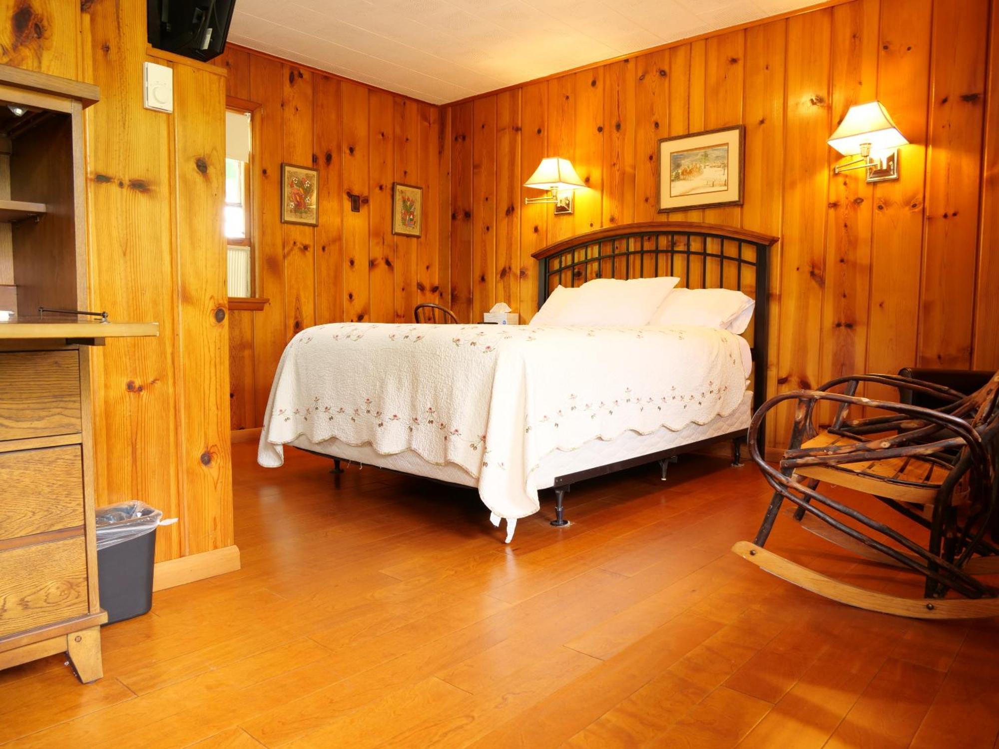 Blue Spruce Inn